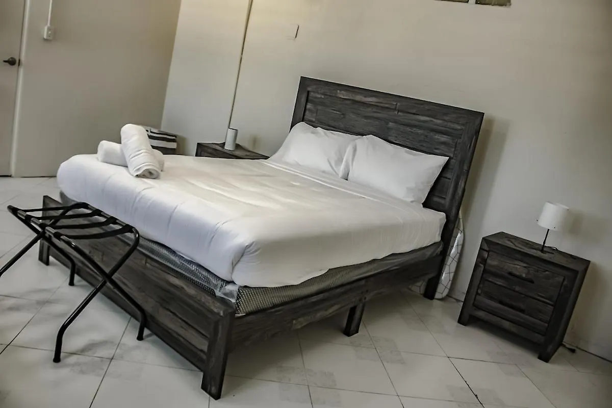 8Br Near Airport, Pool, Rooftop And Game Room Carolina 0*,