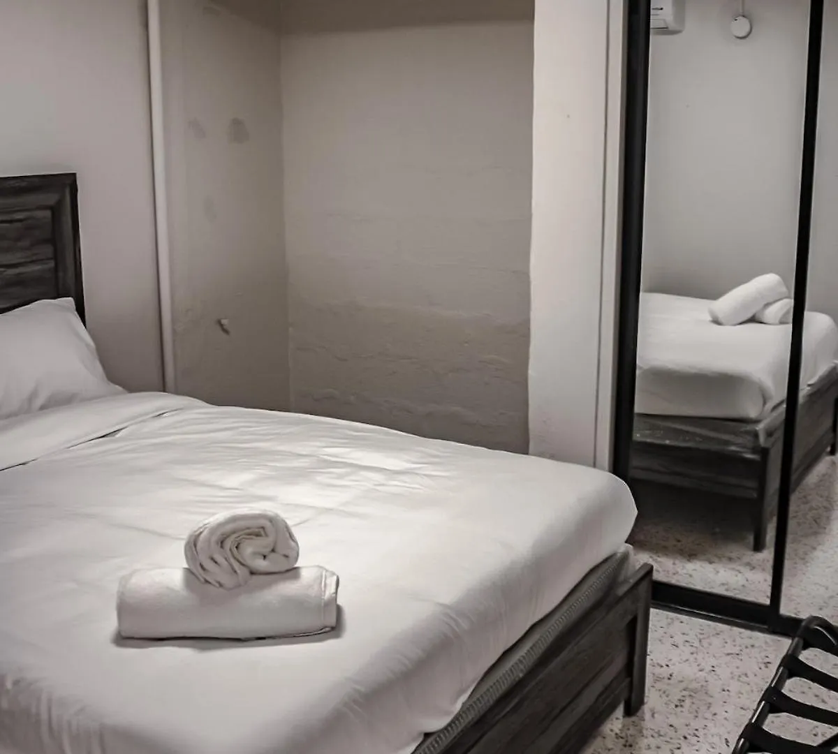 Holiday home 8Br Near Airport, Pool, Rooftop And Game Room Carolina