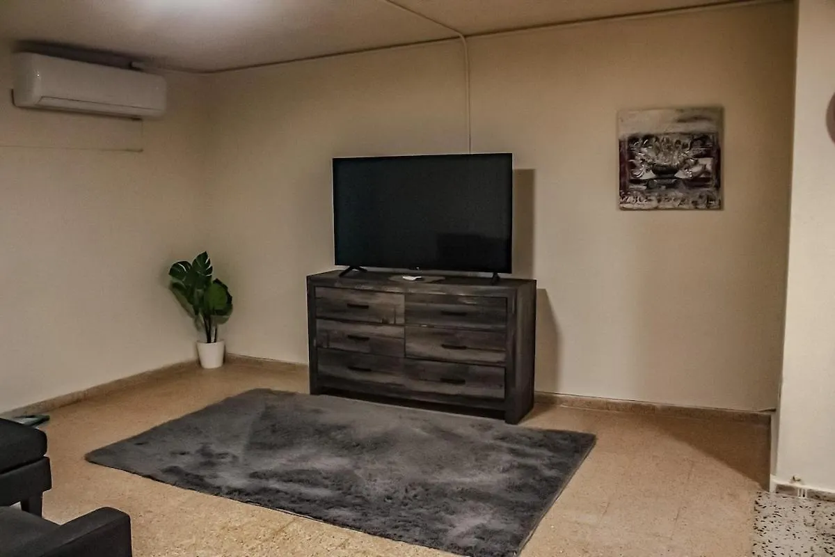 Holiday home 8Br Near Airport, Pool, Rooftop And Game Room Carolina