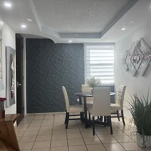 Cozy Private Near Sju Airport Apartment